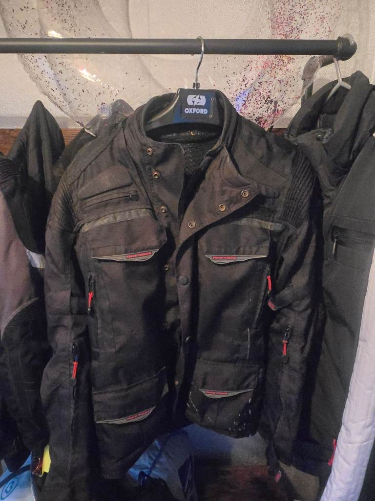 FRANK THOMAS SIZE L £35