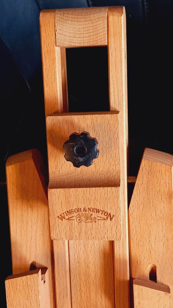 Unused Windsor & Newton Field Easel 
