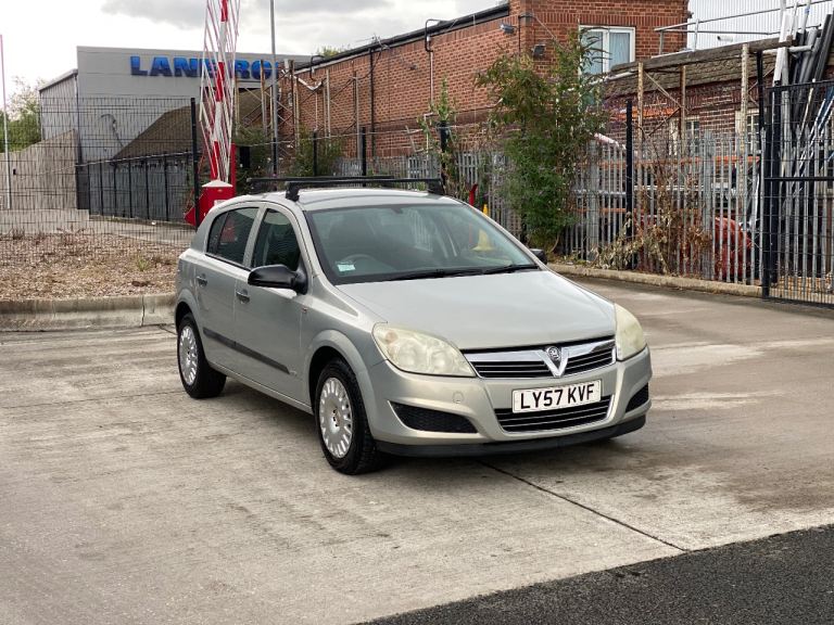 Vauxhall, ASTRA, Hatchback, 2008 automatic 1796 (cc), 5 doors