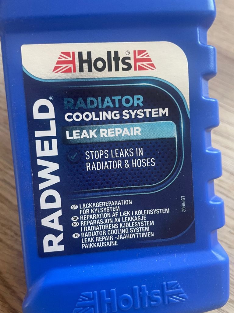 Cooling system leak repair liquid 