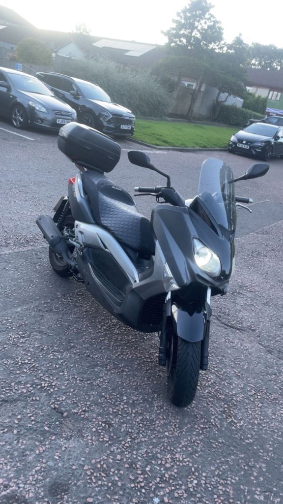 Yamaha, YP, 2010, 249 (cc)