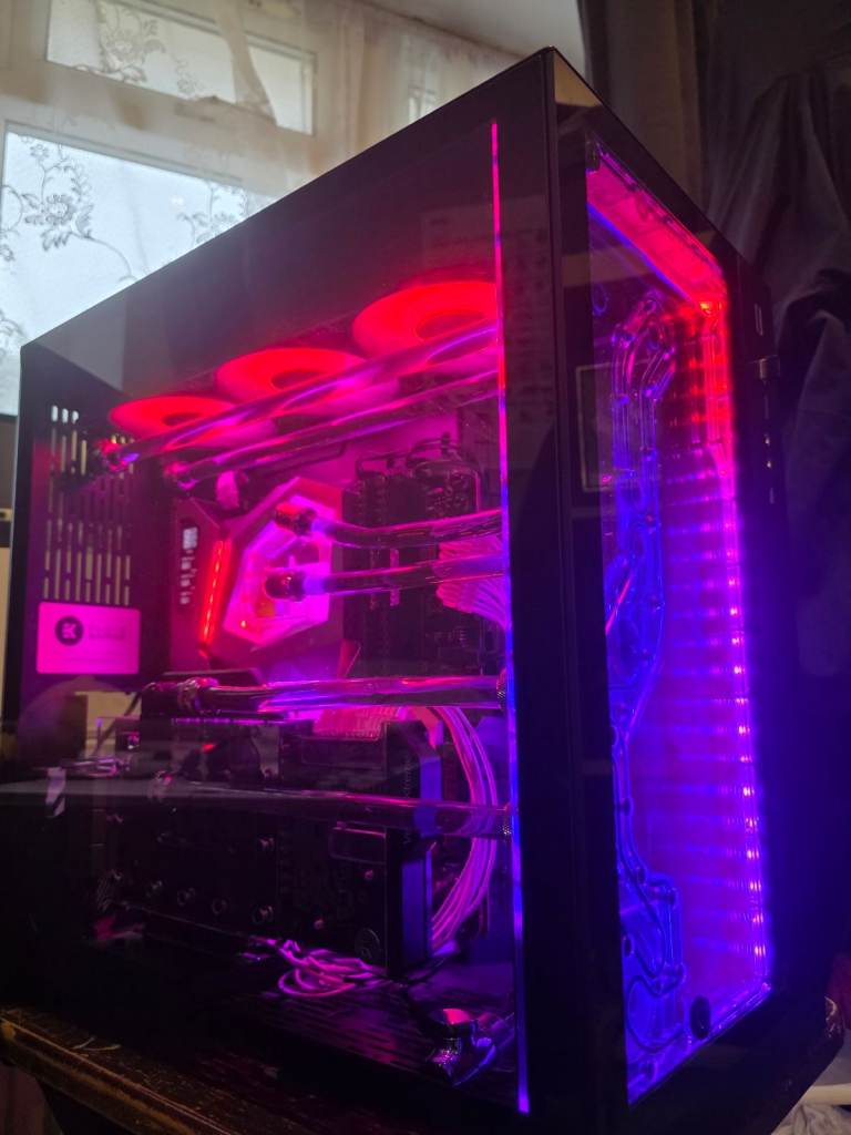 Custom Watercooled,RTX 3080, 32GB RAM Gaming PC