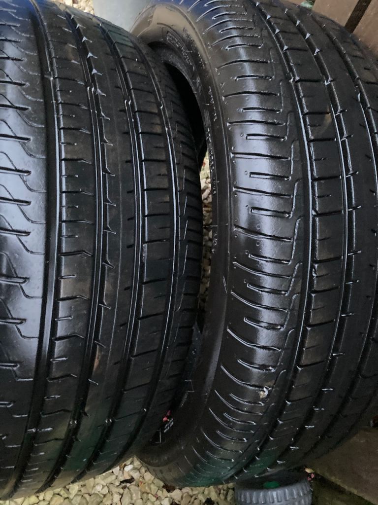 2 tyres