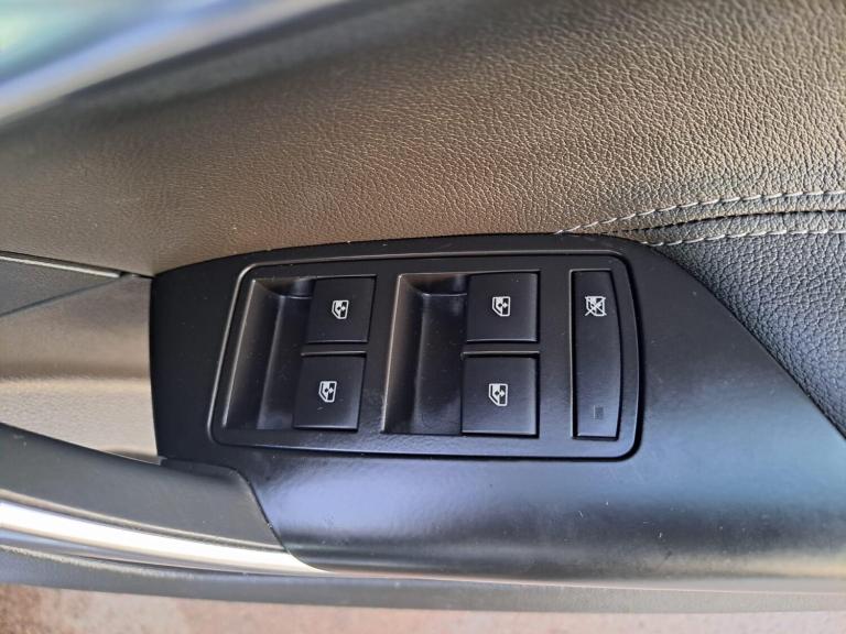 2014 Vauxhall Insignia 2.0 CDTi ecoFLEX Tech Line Sports Tourer Euro 5 (s/s) 5dr ESTATE Diesel Ma...