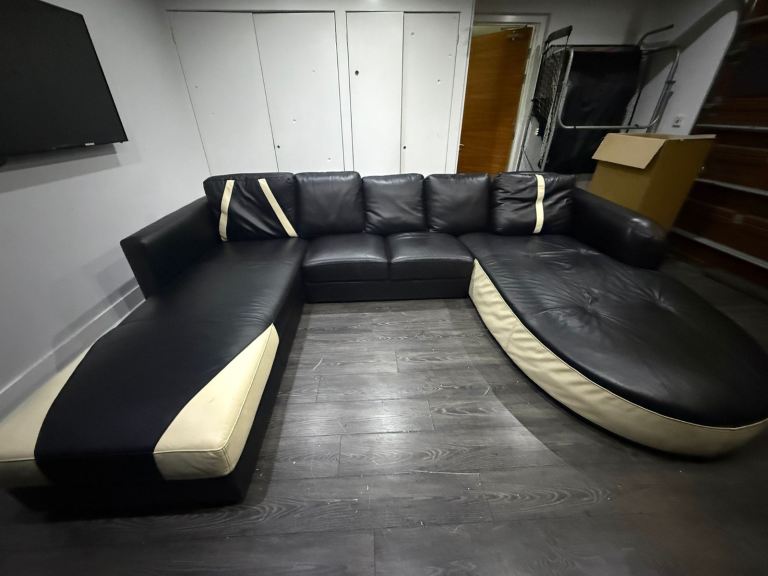 Leather corner sofa