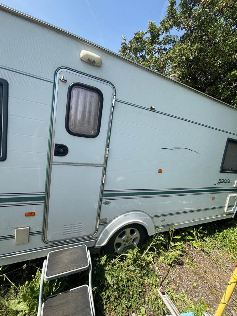 2005 Coachman Pastiche 530/4