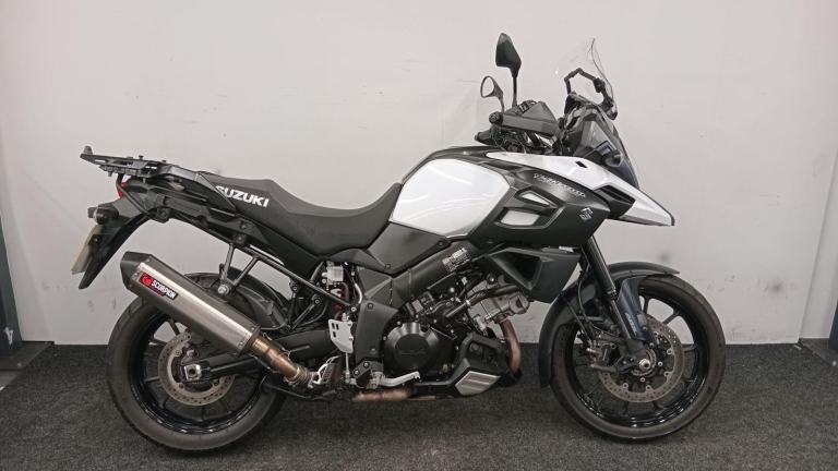 SUZUKI VSTROM 1000 DL1000 ** LOW MILEAGE - FULL HISTORY - SCORPION EXHAUST **