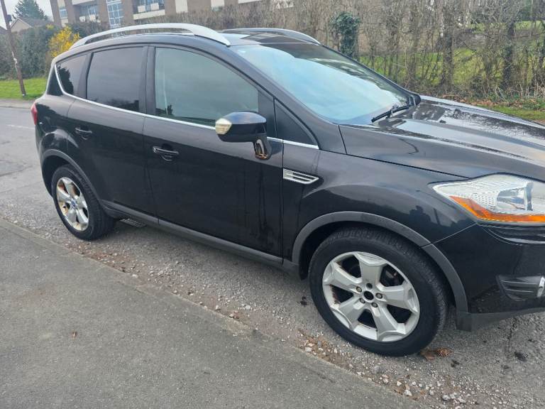 2011 ford kuga 2.0tdci zetec FULL MAINDEALER HISTORY,SEPTEMBER MOT 1 LADY OWNER £1850