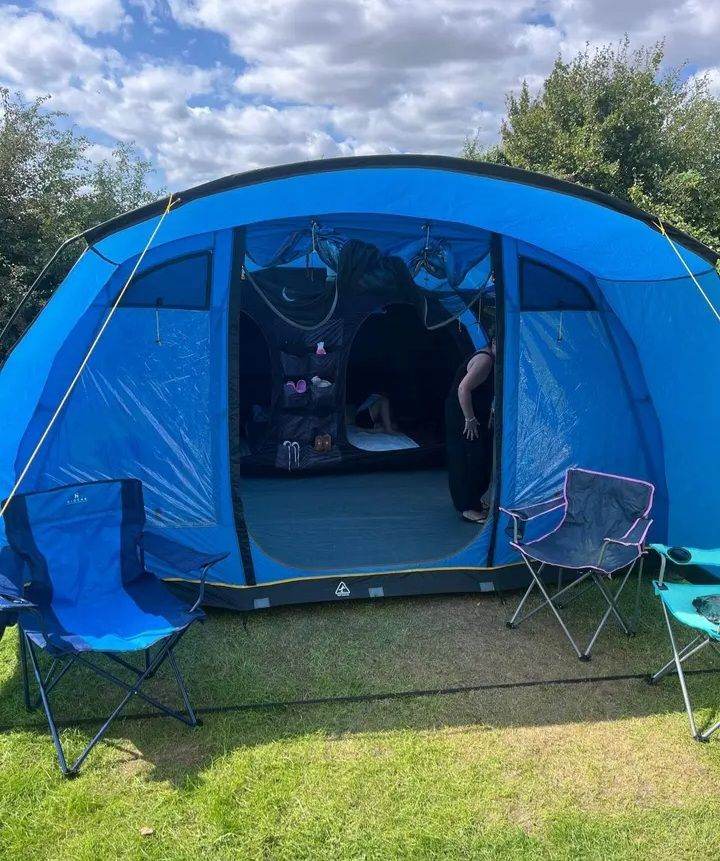 Hi gear hampton nightfall 6 and other camping bits