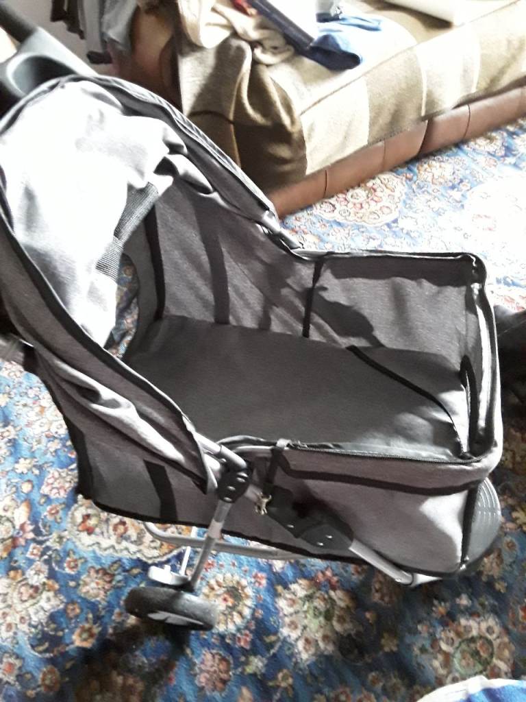 Dog pram 