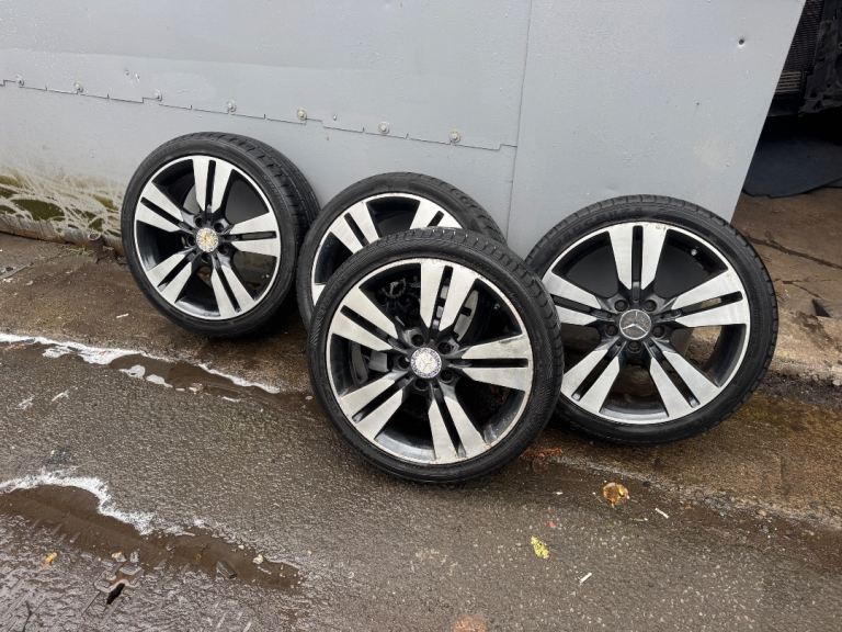 Mercedes 4x Wheels 18" inch size 