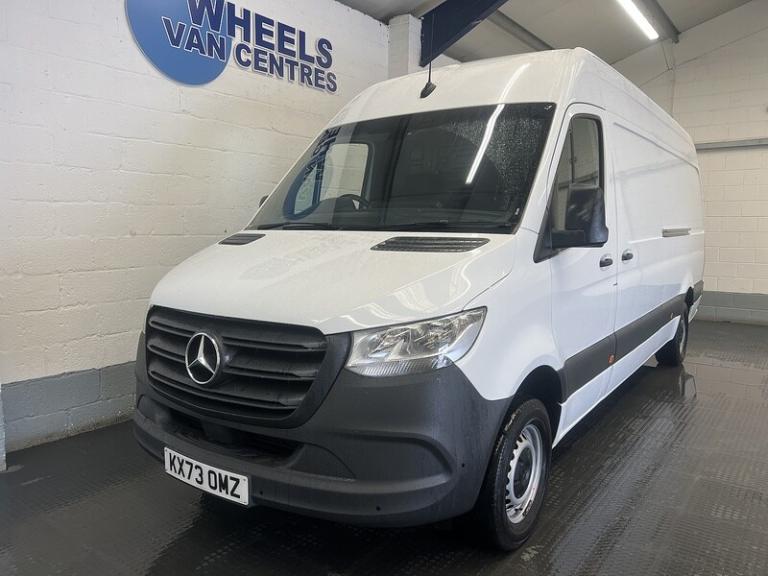 2023 Mercedes-Benz Sprinter 3.5t H2 Progressive Van PANEL VAN DIESEL Manual
