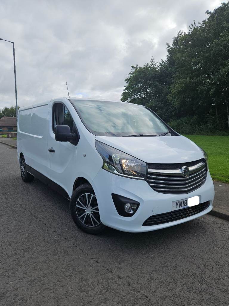 18/ reg Vauxhall vivaro 1.6 sportive ulez comp sim trafic transit custom relay boxer