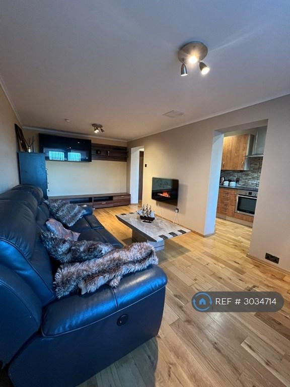 2 bedroom flat in Hayton Road, Aberdeen, AB24 (2 bed) (#3034714)