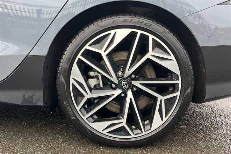 2025 Hyundai IONIQ 6 77.4kWh Ultimate Saloon 4dr Electric Auto (228 ps) Saloon Electric Automatic