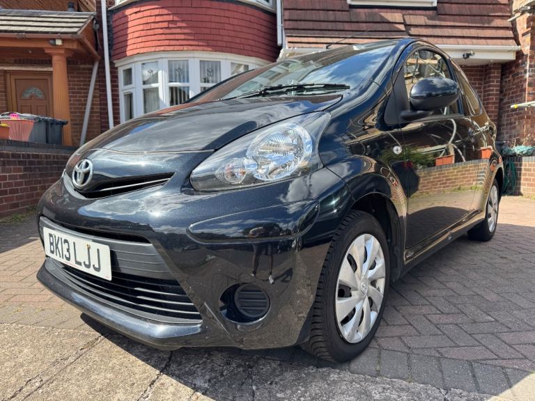 Toyota, AYGO, Hatchback, 2013, Manual, 998 (cc), 3 doors