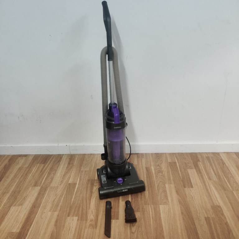Vacuum cleaner 