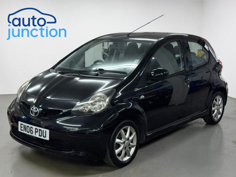 2006 Toyota AYGO 1.0 VVT-i Black 5dr MMT HATCHBACK Petrol Automatic