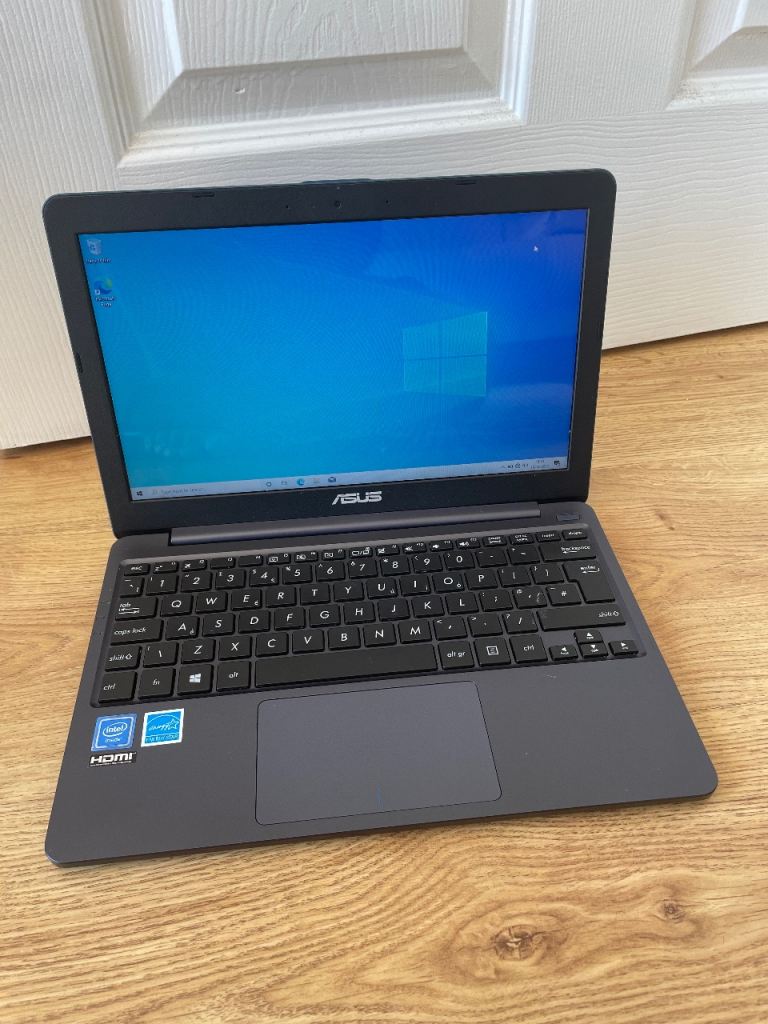 Asus netbook.   