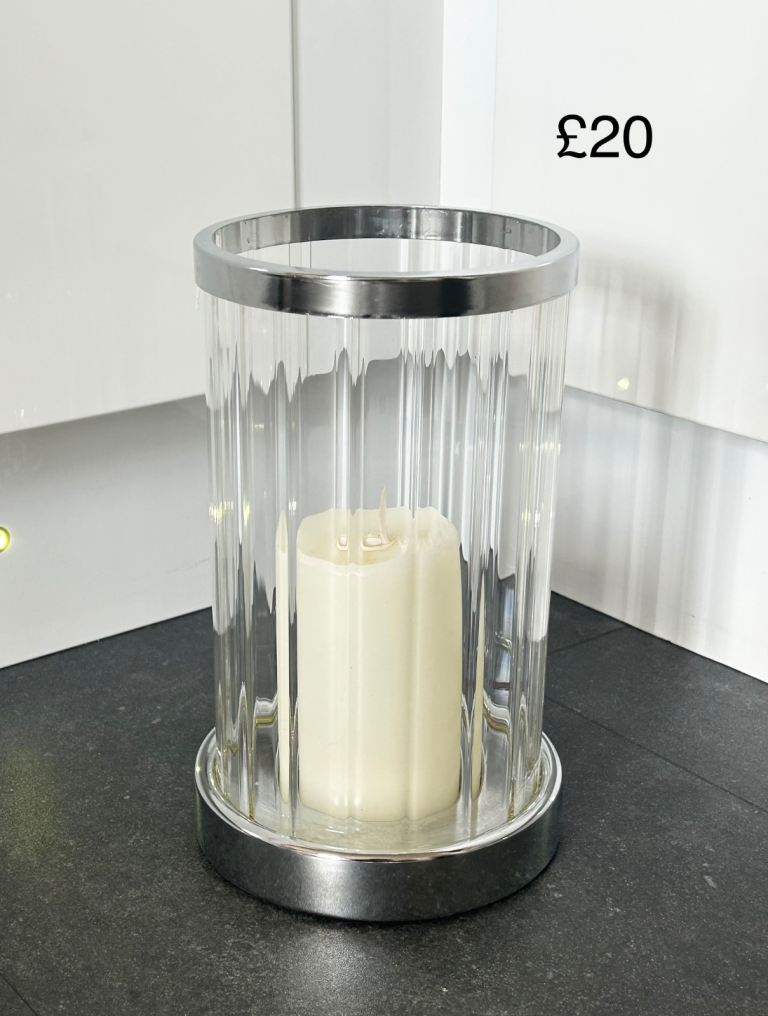 Various silver household items 