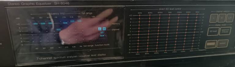 Graphic hi fi eq with tape monitor 