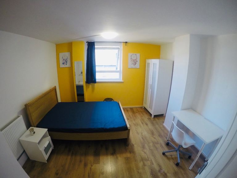 Manchester city centre room for rent 