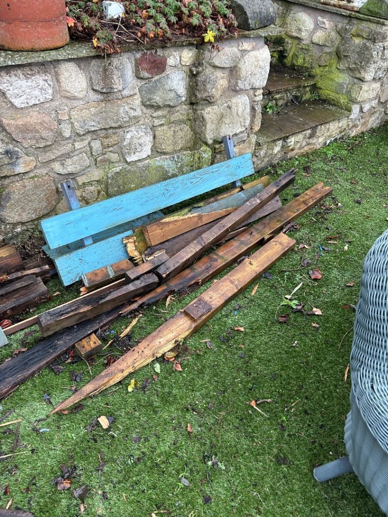 Fence slats and others bits of wood