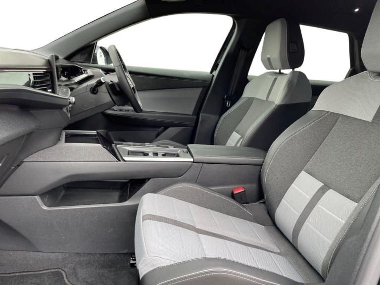  Vauxhall Grandland Electric 73kwh Gs Suv 5dr Electric Auto 213 Ps Electric