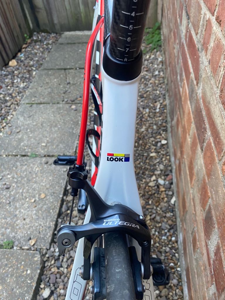 Full carbon look 676 ultegra mavic cosmic like new