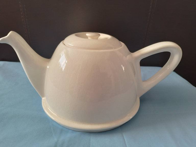 TEAPOT - CREAM CHINA - POLISHED FINISH. Exc. cond. Used only for few special occasions.