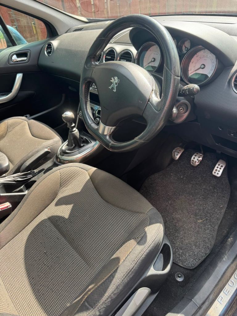 Peugeot, 308, Estate, 2013, Manual, 1560 (cc), 5 doors