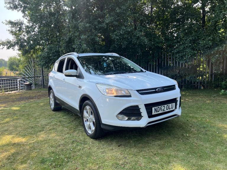 Ford, KUGA, Hatchback, 2013, Manual, 1997 (cc), 5 doors