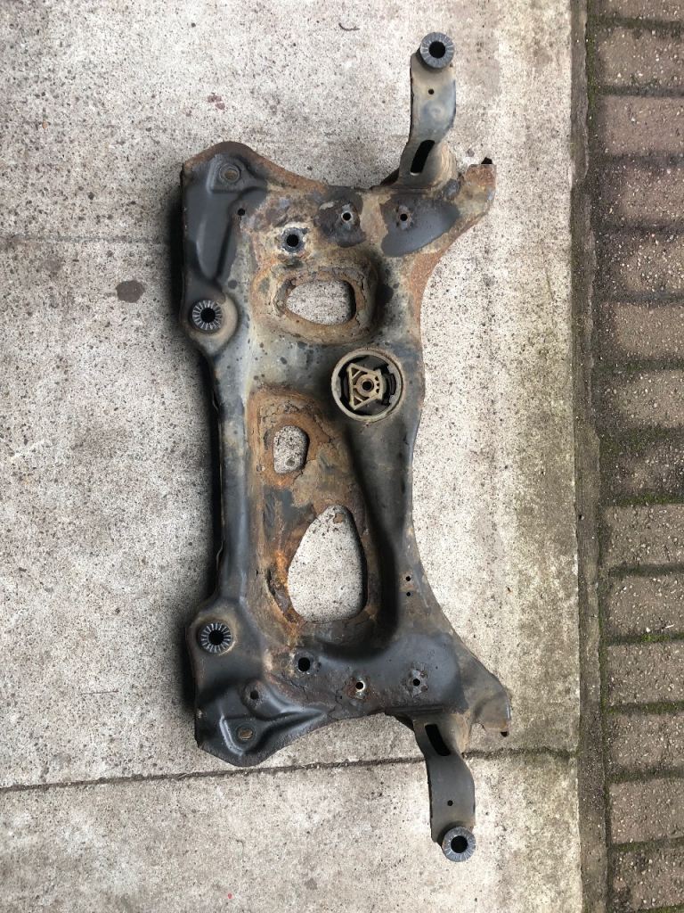 VW Golf R mk7 2014 subframe and suspension arms