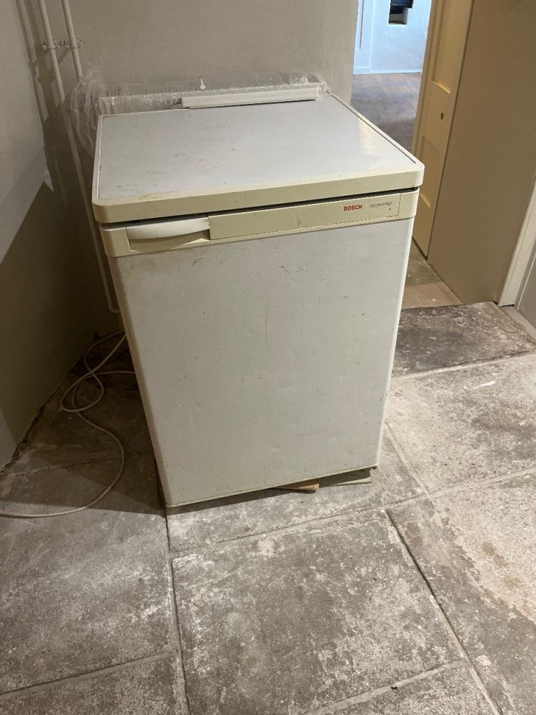 Bosch Exxcel Freestanding Fridge Freezer – Good Condition