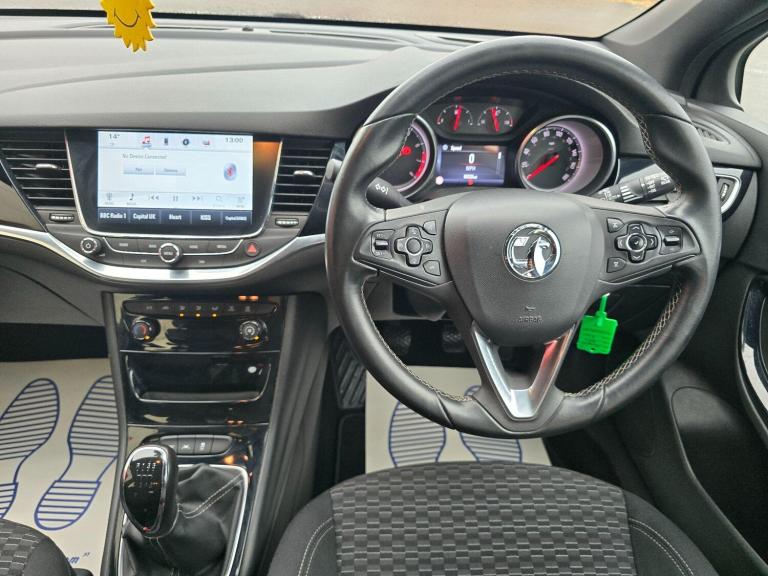 2016 Vauxhall Astra 1.4i Turbo SRi Nav Euro 6 5dr HATCHBACK Petrol Manual
