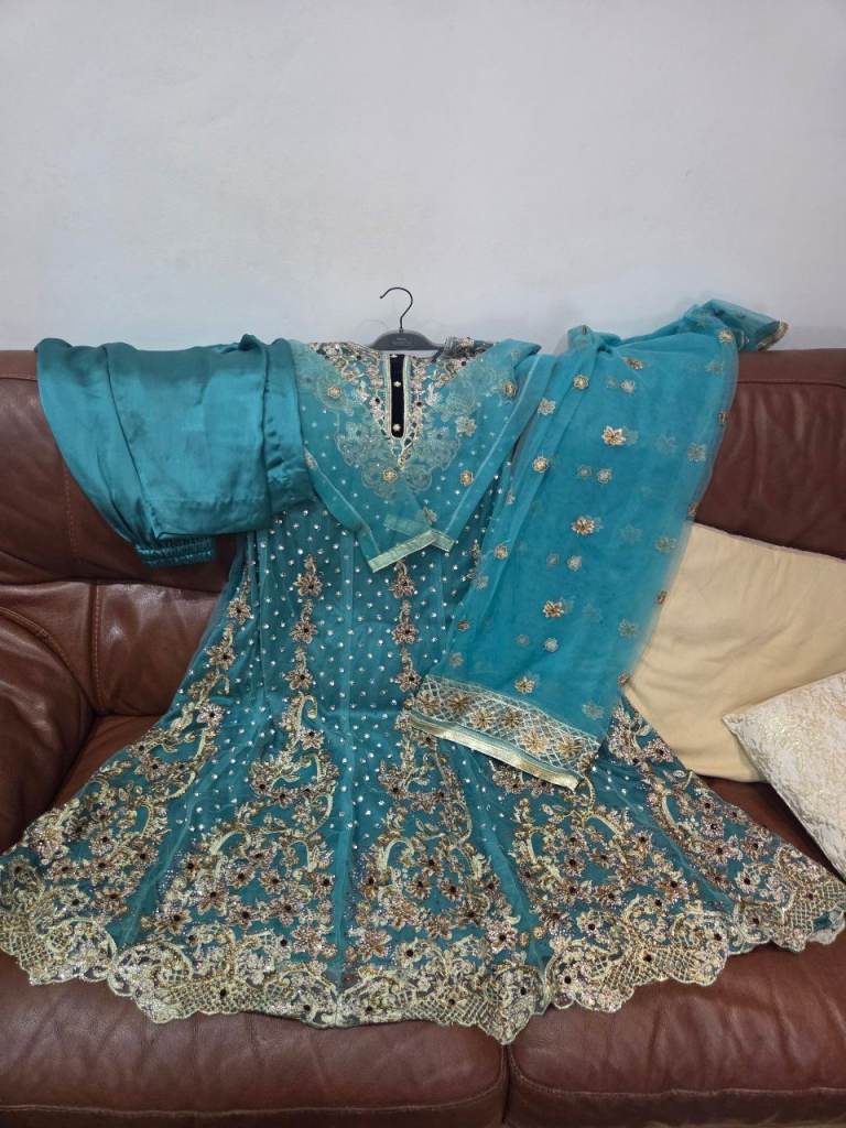 Never wore | Lovely Teal A-Shape Dress with Gold and Red Embroidery