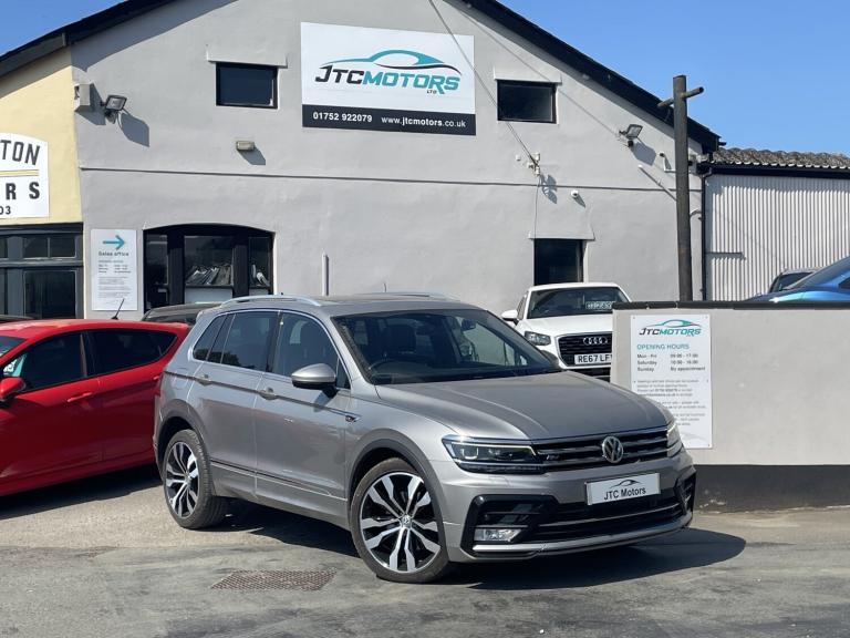 VOLKSWAGEN TIGUAN 2.0 TDi 190 4Motion R-Line 5dr Auto, diesel, silver + leather