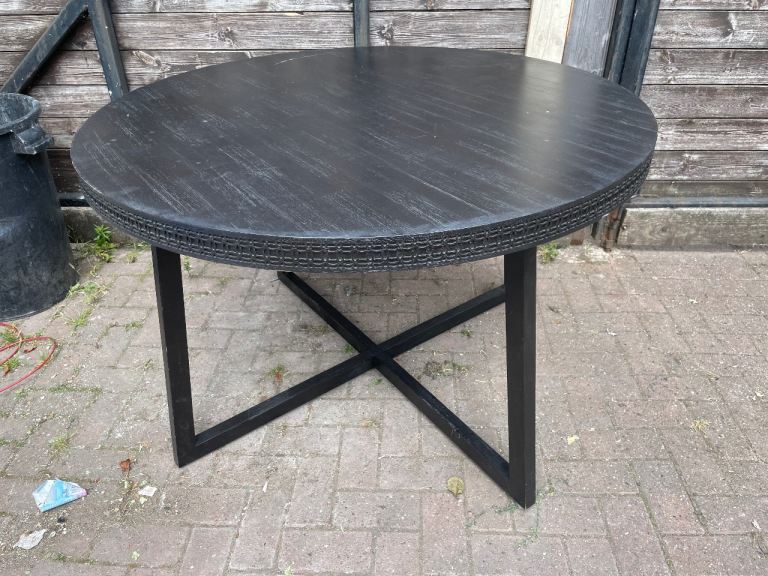 Round Black Dining Table with Carved Edge - Good Condition
