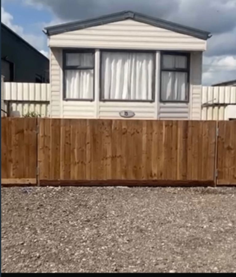 Two bedroom mobile home to rent in Harlow Essex