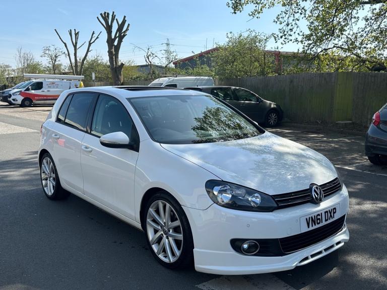 VOLKSWAGEN GOLF 2.0 TDi 140 GT 5dr