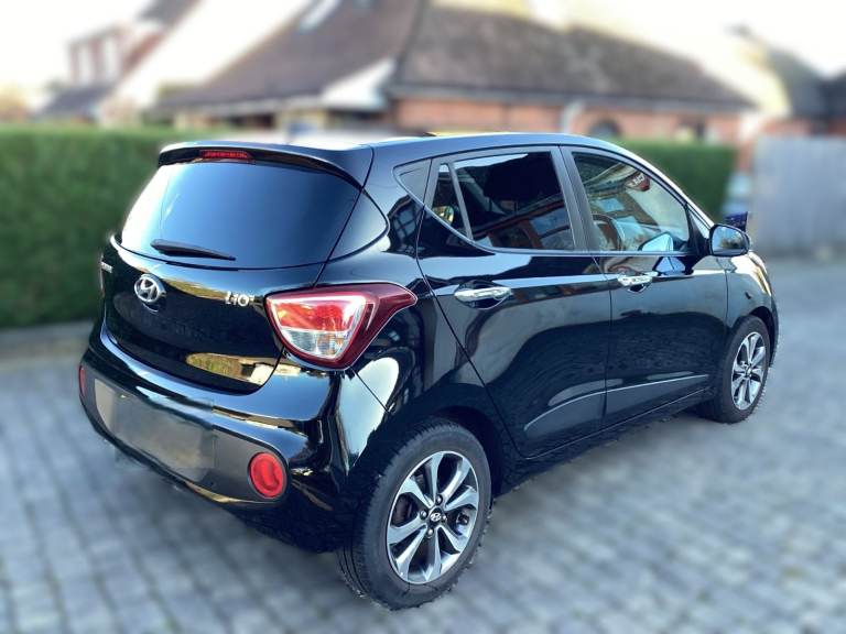 Hyundai, I10, Hatchback, 2018, Semi-Auto, 1248 (cc), 5 doors - 15853 m. (mileage error - see NOTE))