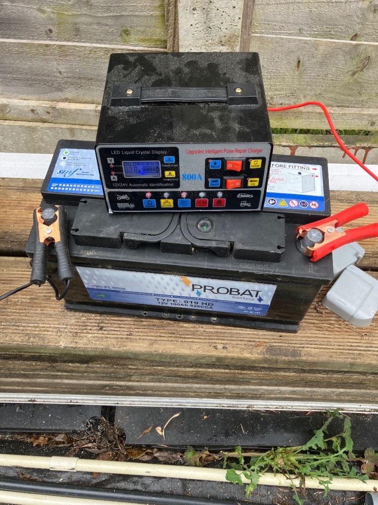 Bargain Car Battey type 019 HD 100AH 920 CCA