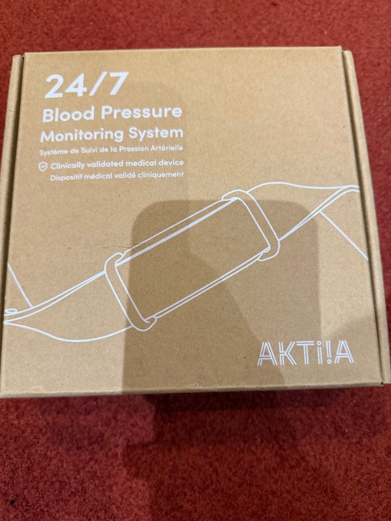 HiLo blood pressure monitor wearable wrist band - used