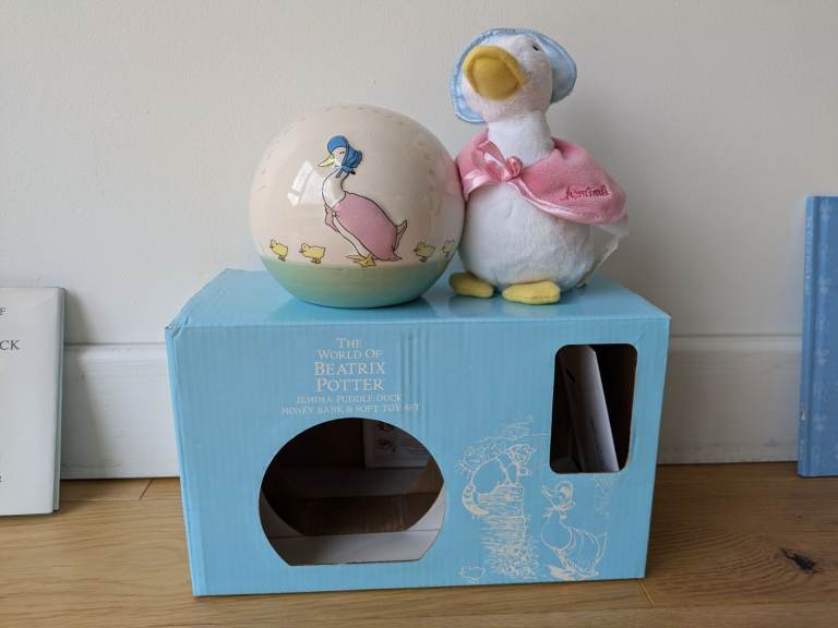 Set Beatrix Potter Book, Piggy Bank and Plush