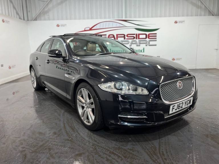 2012 Jaguar XJ V8 Premium Luxury Saloon 4dr Petrol Auto Euro 5 (385 ps) Saloon Petrol Automatic