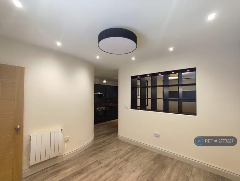 1 bedroom flat in Main Street, Newton, Alfreton, DE55 (1 bed) (#2773227)