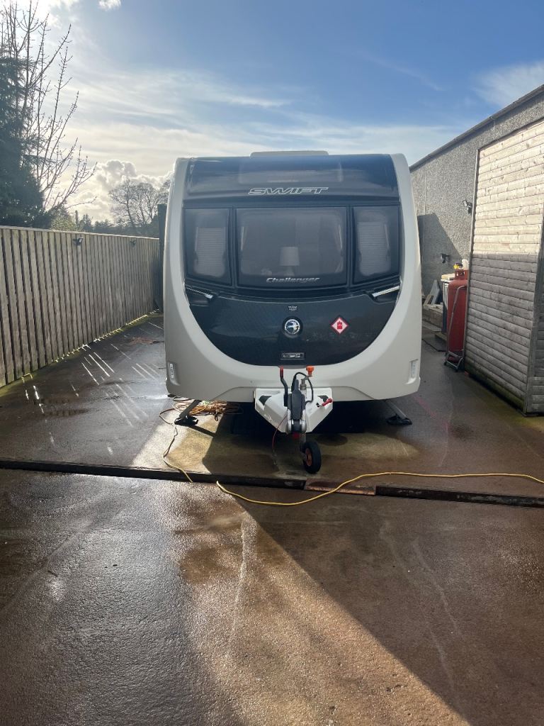Swift Challenger 645 4 berth  lux pac caravan 
