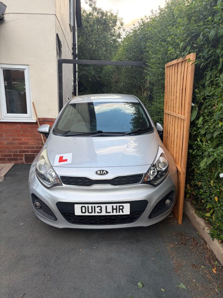 Kia Rio 1.4 2013 first car