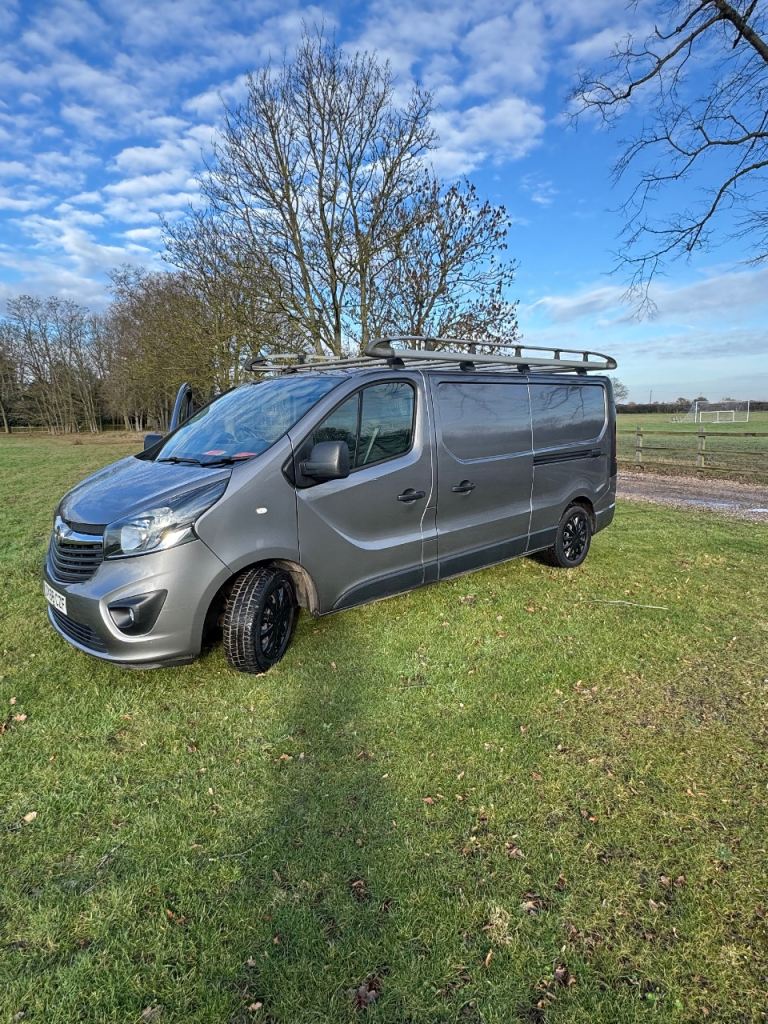 Vauxhall, VIVARO, Panel Van, 2018, Manual, 1598 (cc)