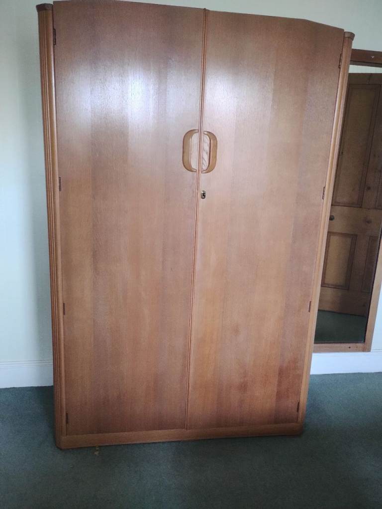 Vintage Wooden Wardrobe with Hanging Rail and Shelves – Good Condition